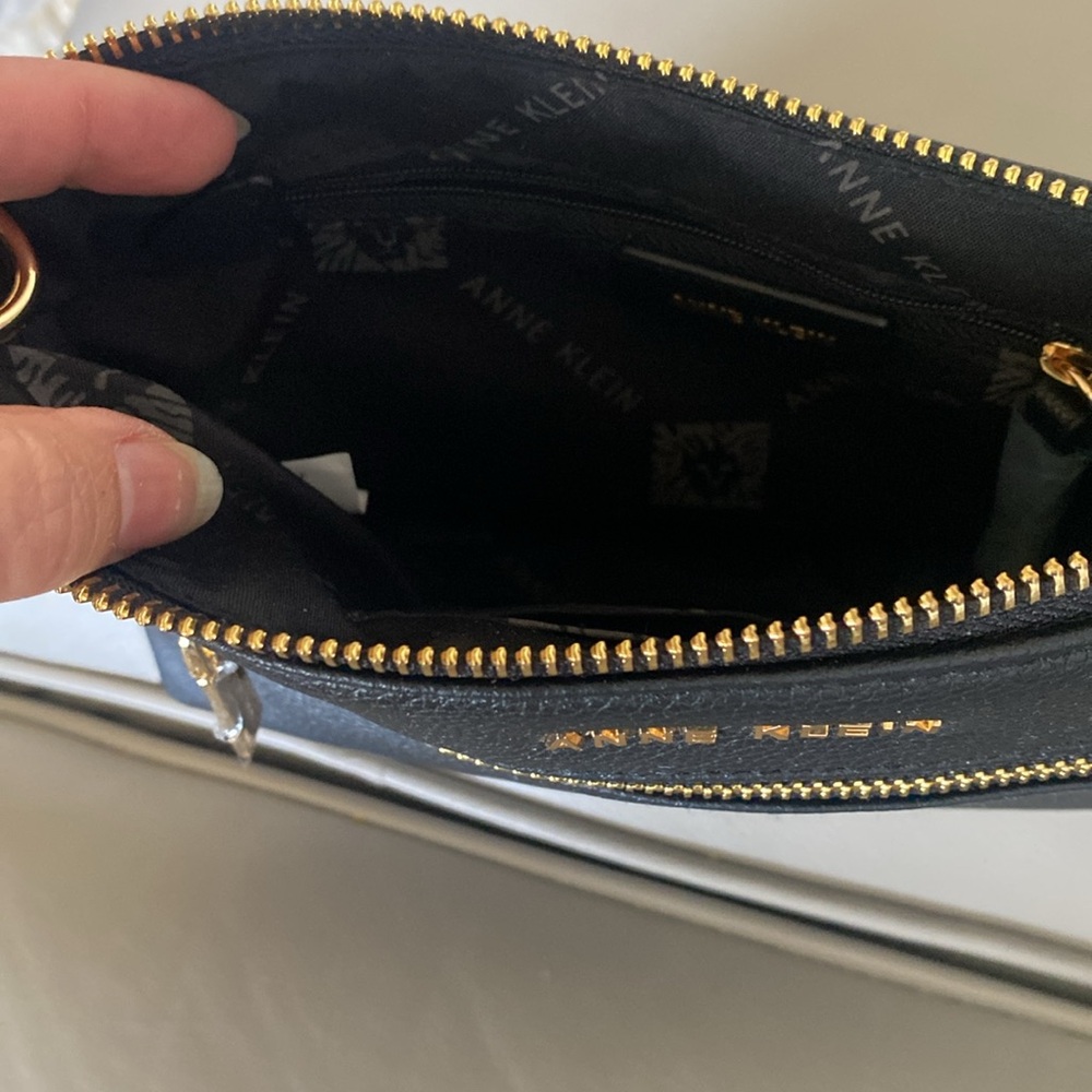 New Anne Klein Black Crossbody Bag - Picture 3 of 6